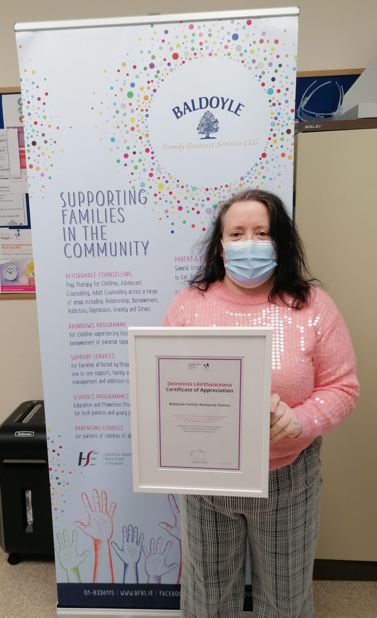 Read more about the article Baldoyle Family Resource Services accepts Certificate of Appreciation